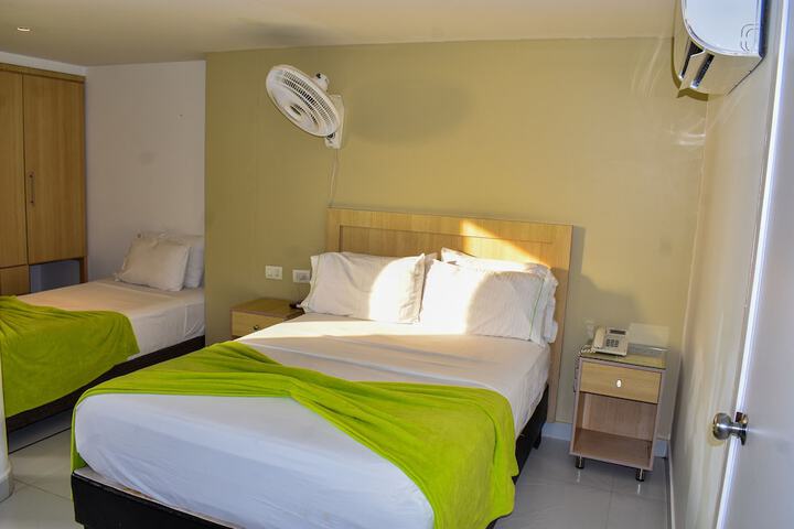 Room 16 of 66