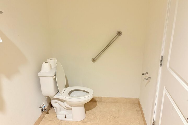 Clean Restrooms