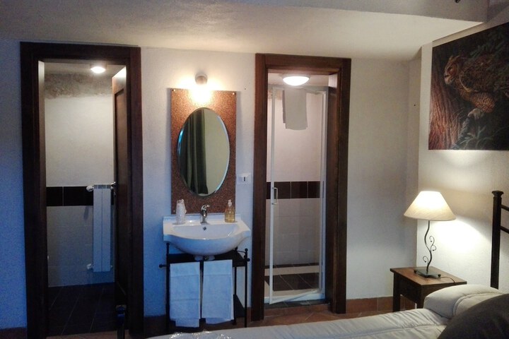 Room 26 of 114