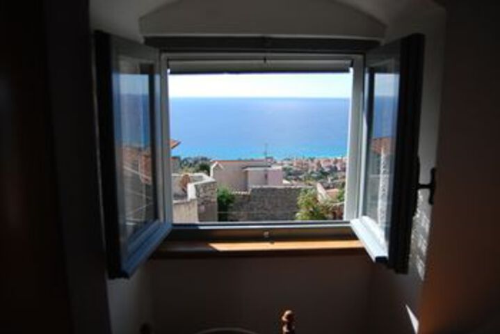 Room 21 of 54