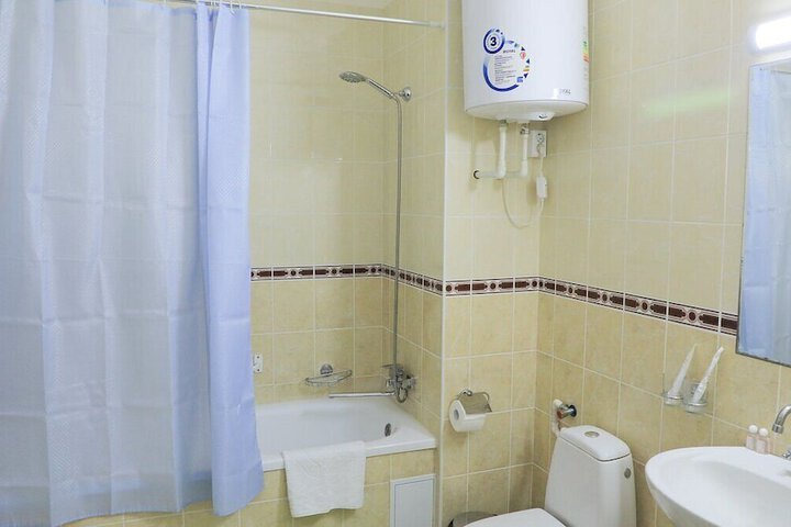 Room 18 of 36