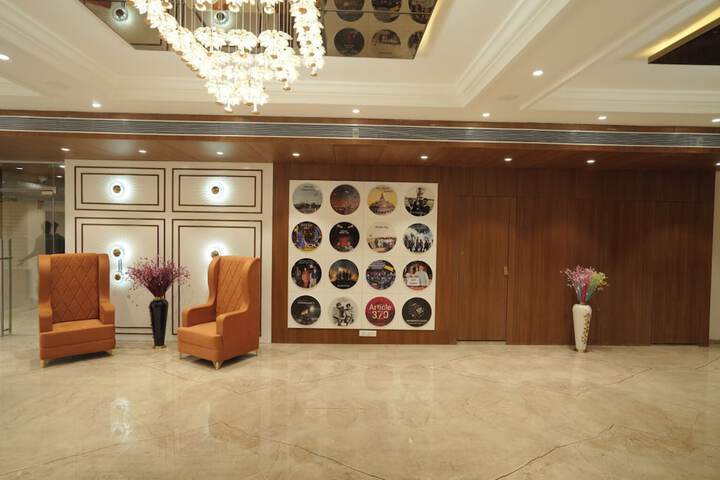 Hotel Interior 8 of 102