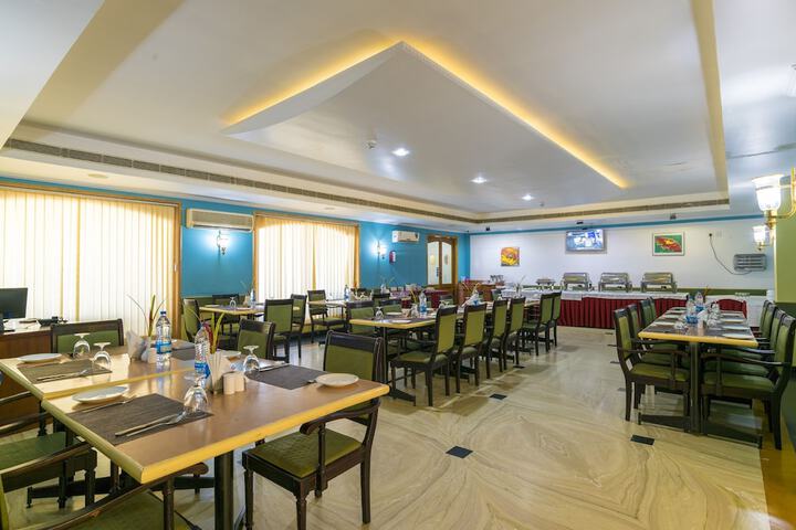 Dining Photos