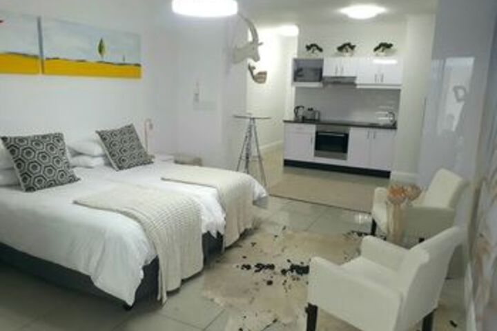 113 The Square