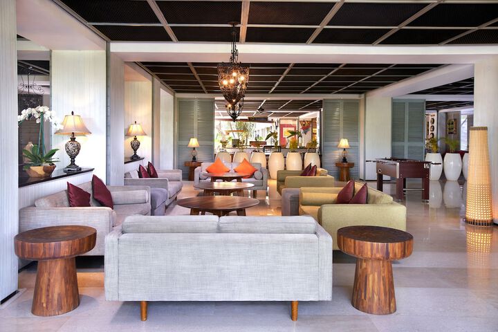 Guest Lobby