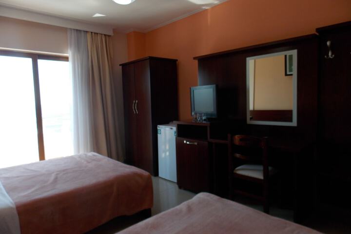 Room 17 of 135