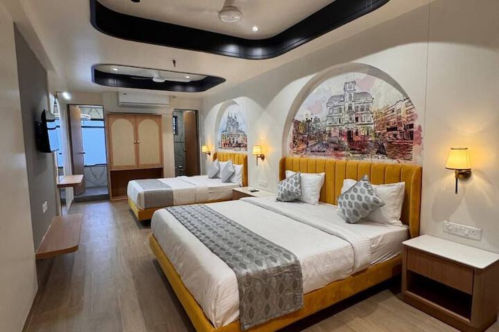Room 48 of 121