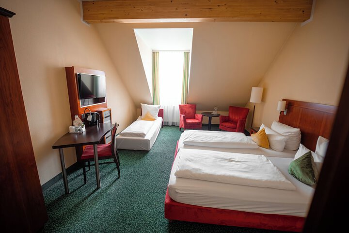 Room 19 of 51