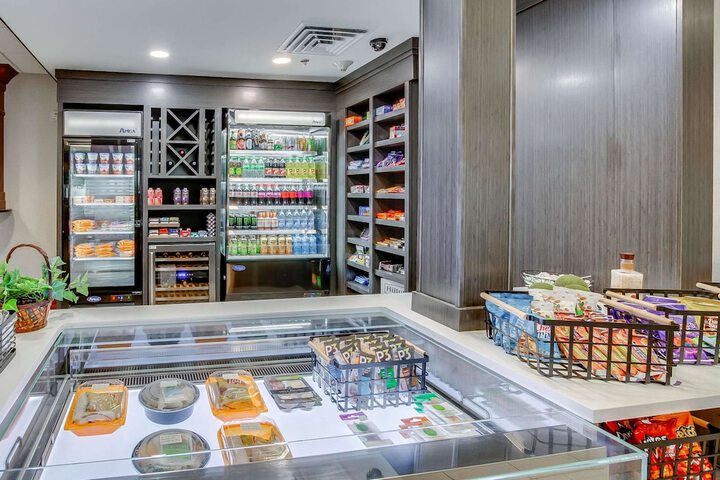 Snack bar