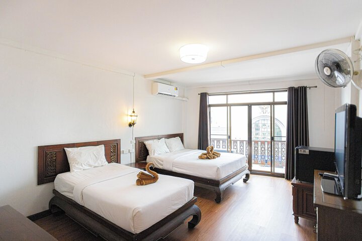 Room 14 of 34