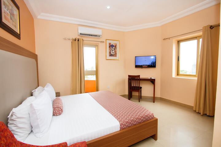 Room 5 of 44