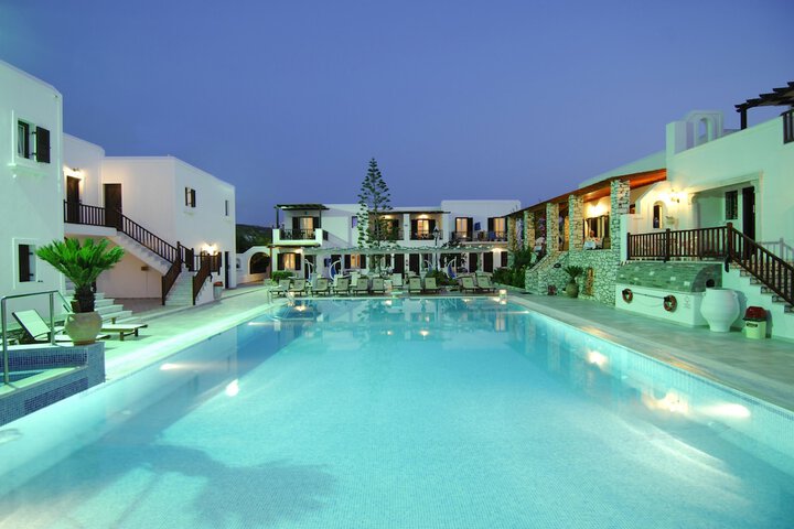 Pool 42 of 75