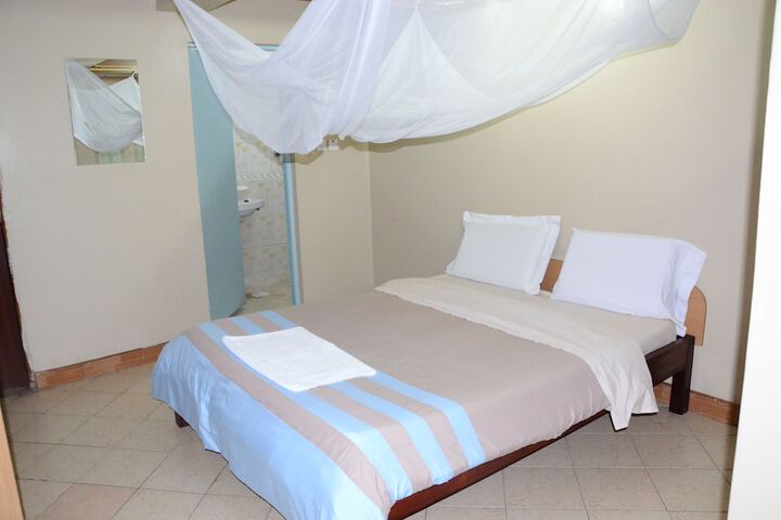 Room 7 of 29