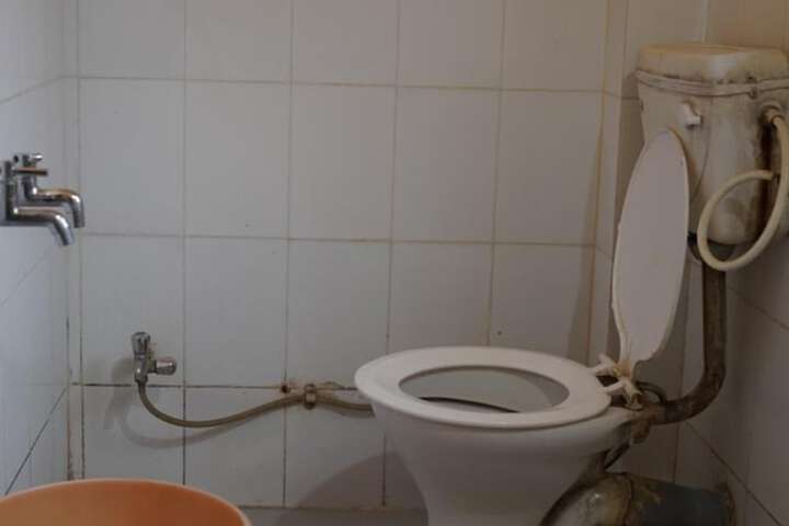 Room 42 of 55