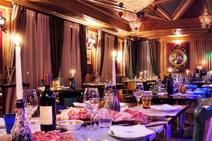 Dining 54 of 73