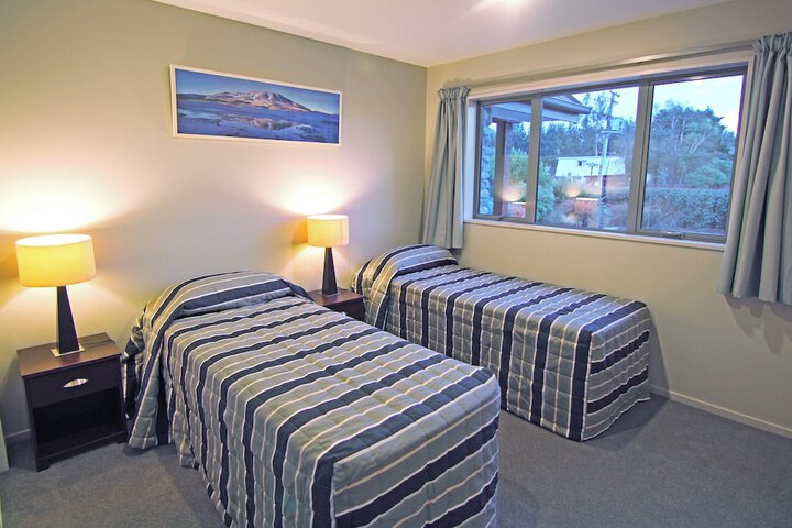 Room 5 of 43
