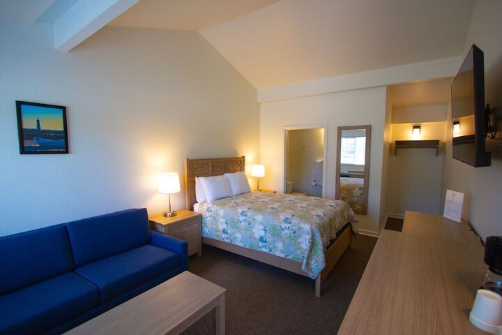 Room 8 of 25