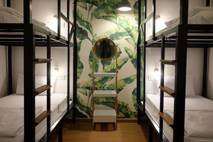 Room 28 of 56