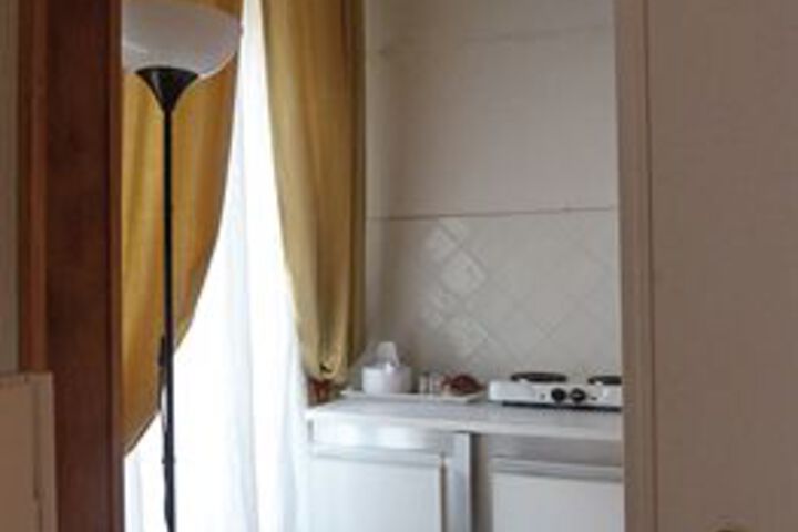 Room 43 of 60