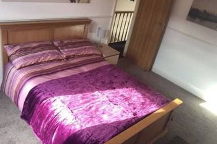Room 5 of 14