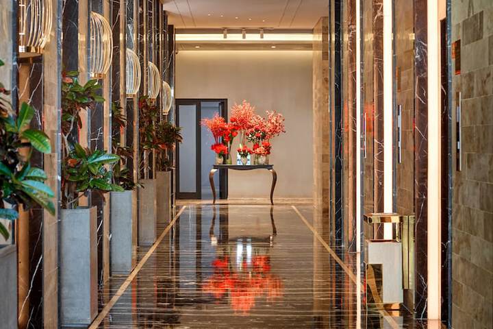 Hotel 2 of 55