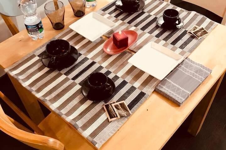 Dining 7 of 17