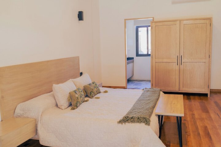 Room 11 of 71