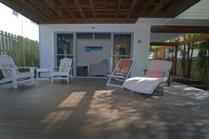 Property Grounds 21 of 25