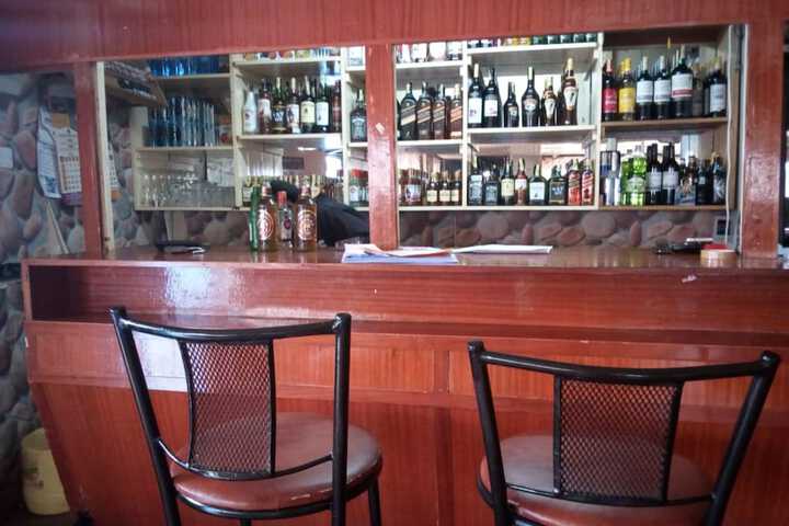 Lounge 9 of 16