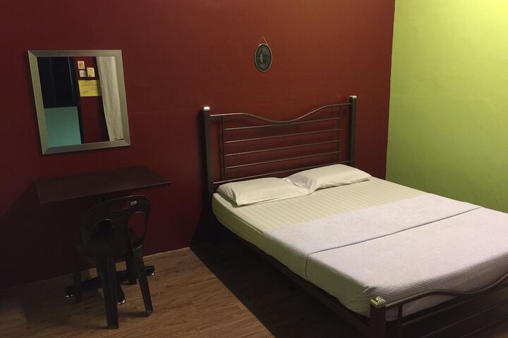 Room 13 of 50