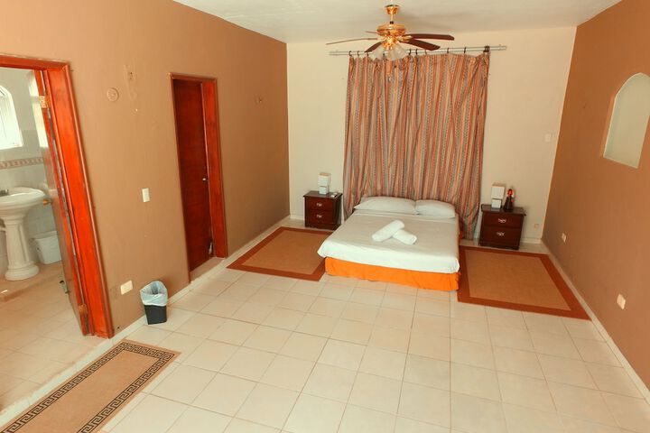 Room 8 of 67