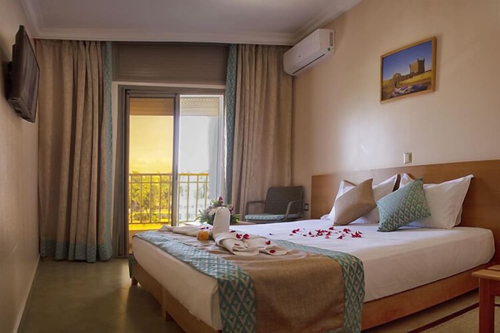 Exterior of Hotel Al Mamoun