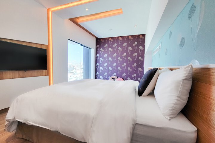 Room 36 of 68