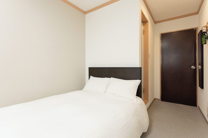 Room 15 of 55