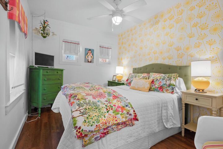 Room 22 of 48