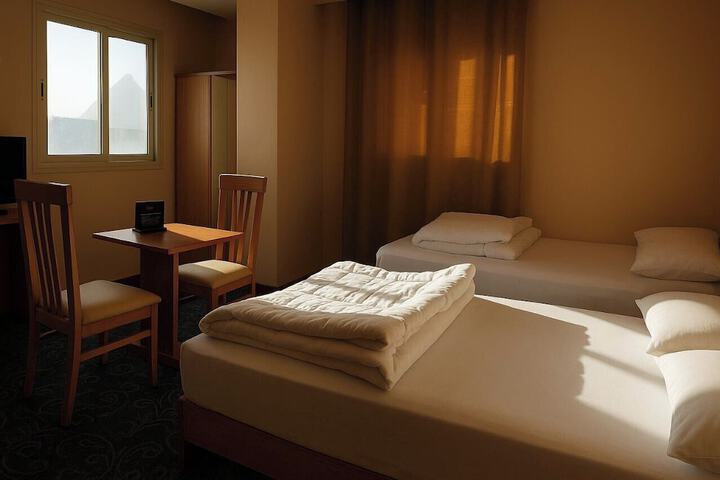 Room 4 of 193