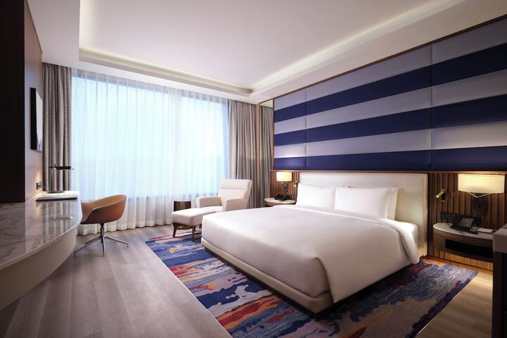 Room 64 of 203