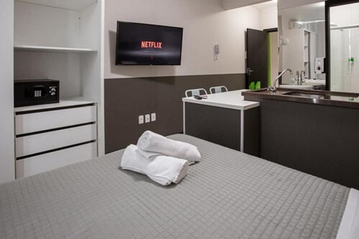 Room 14 of 40