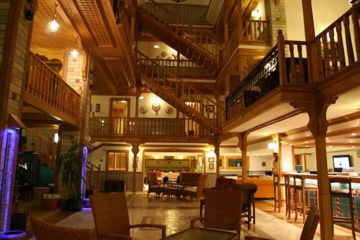 Hotel Interior 20 of 34