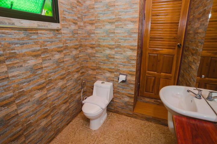 General 32 of 41