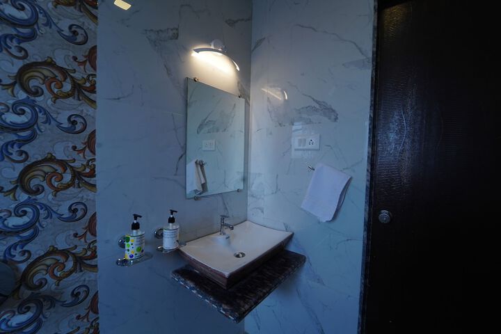 Room 30 of 55