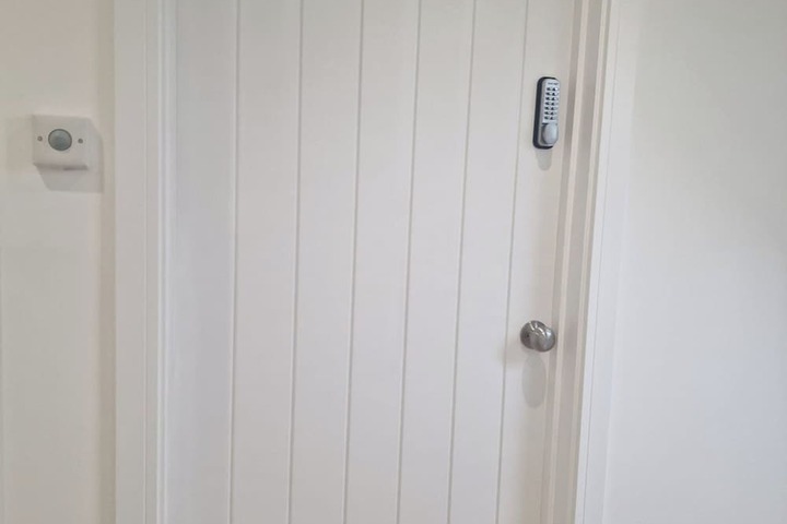 Room 21 of 104