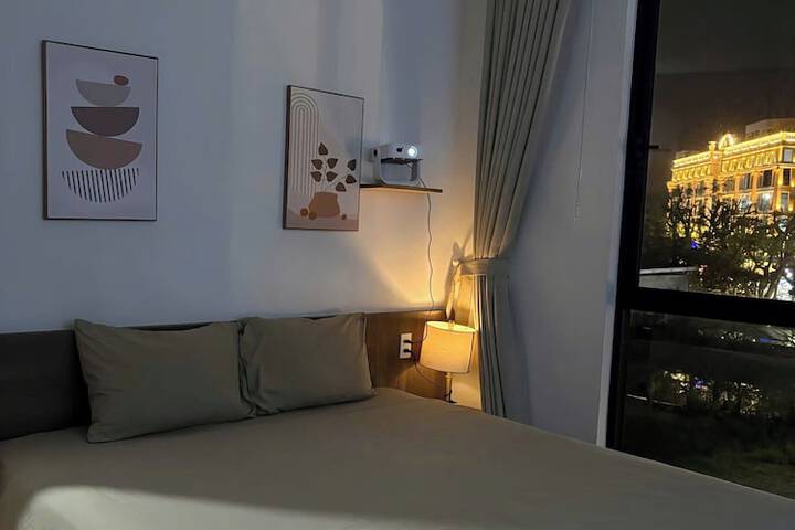 Room 34 of 44