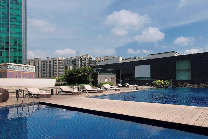 Pool 40 of 84