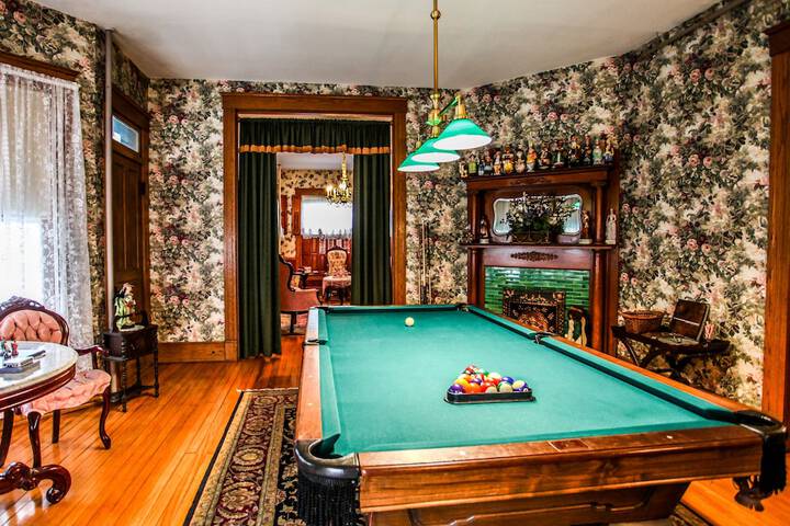 Room 26 of 40