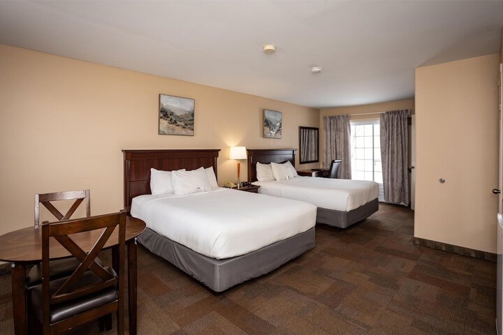 Room 25 of 106