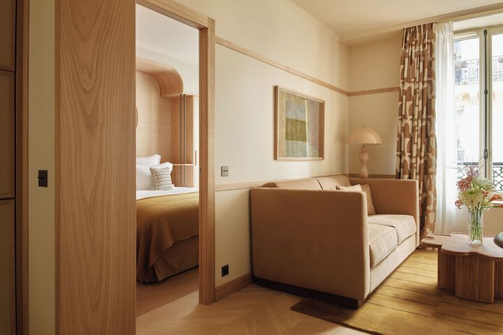Room 26 of 71
