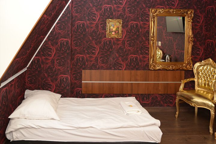 Room 36 of 57