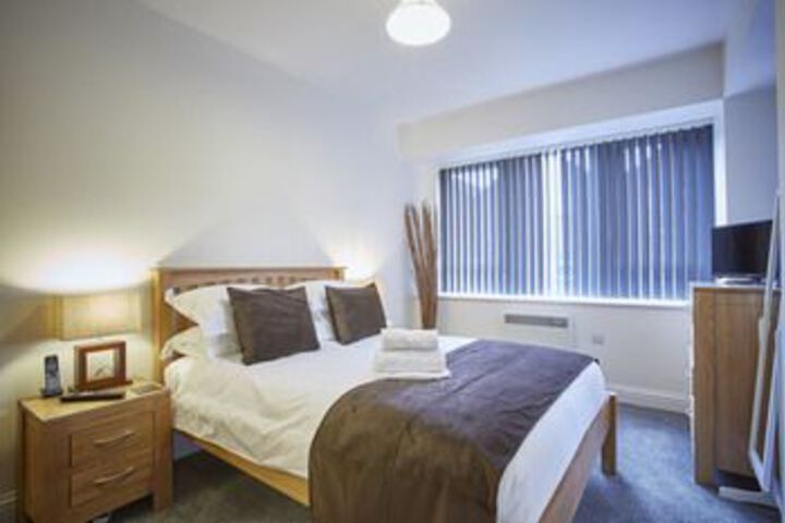 Room 8 of 27