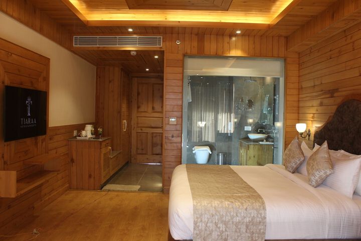 Room 18 of 40